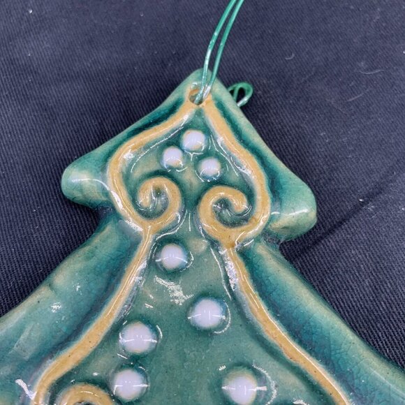 Art Pottery Christmas Tree Christmas Ornament Trivet Decor 6" Tall FLAW - Picture 2 of 8